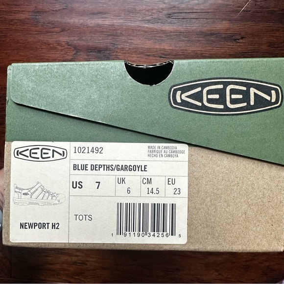 Keen Kids Navy and Charcoal Sandals - Picture 6 of 6